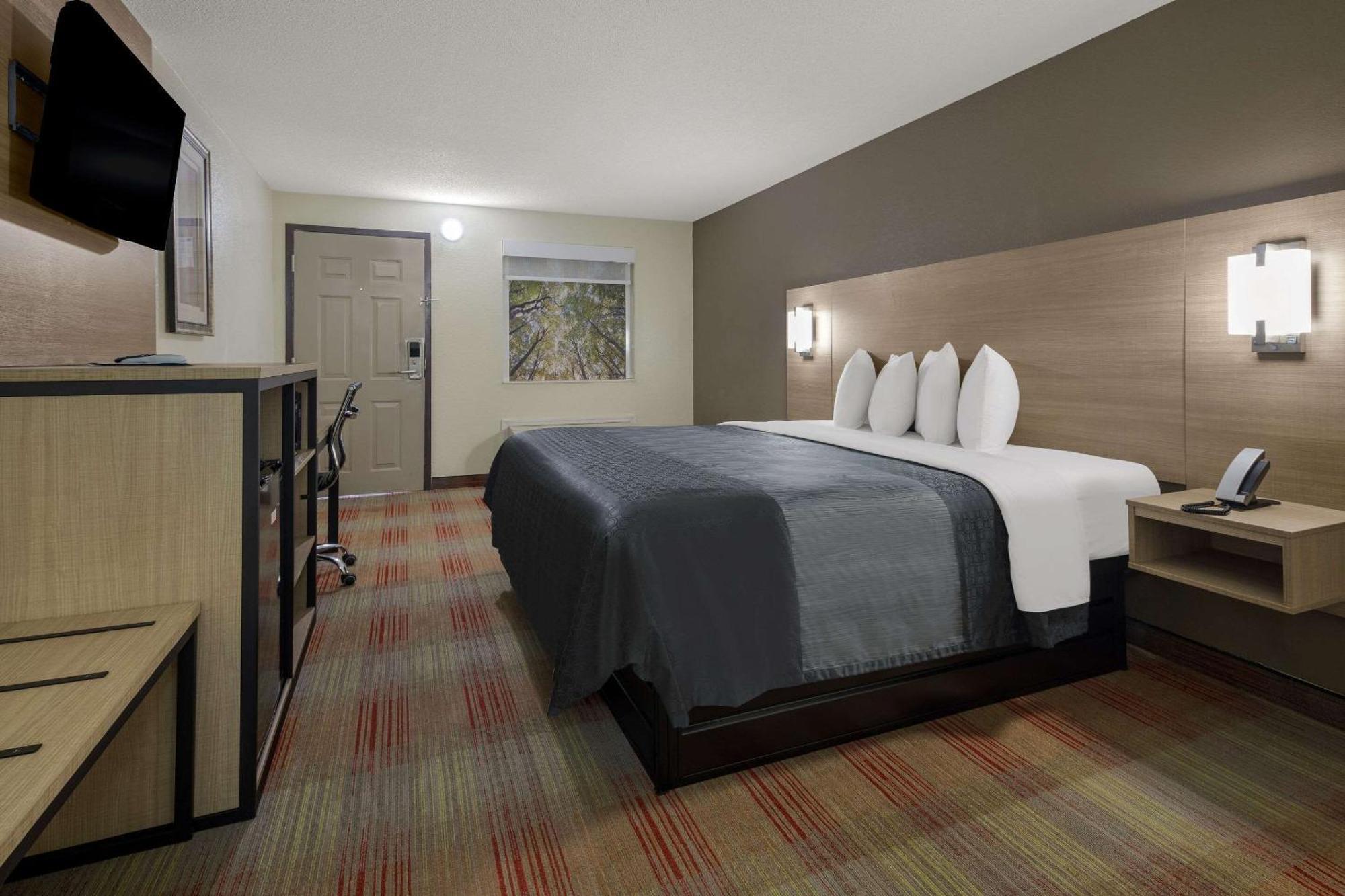 Rodeway Inn Elkton Bagian luar foto