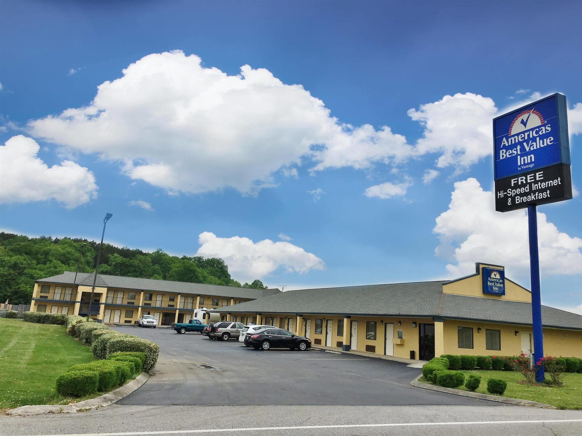 Rodeway Inn Elkton Bagian luar foto